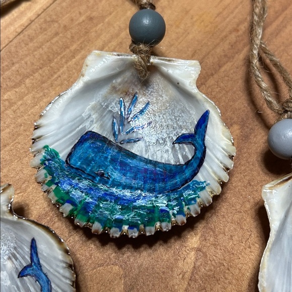 Hand-Painted Whale Scallop Shell Ornaments - Picture 3 of 5